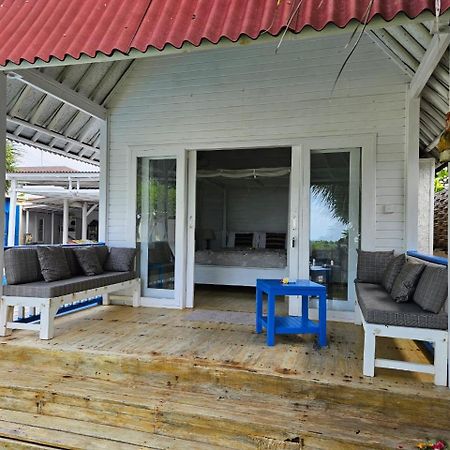 Villa Waru Lembongan Exteriör bild