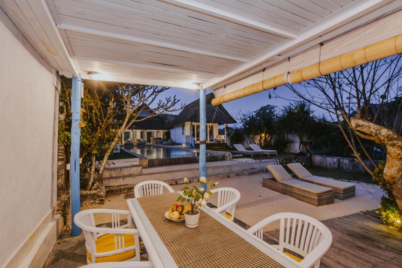 Villa Waru Lembongan Exteriör bild