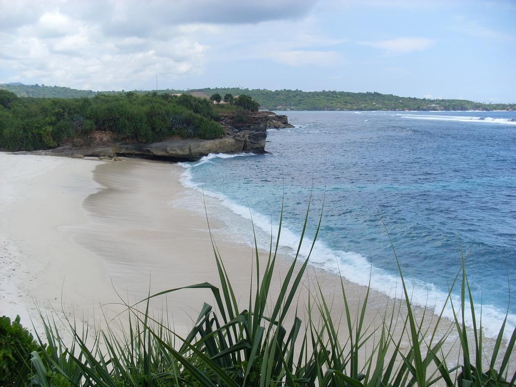 Villa Waru Lembongan Exteriör bild