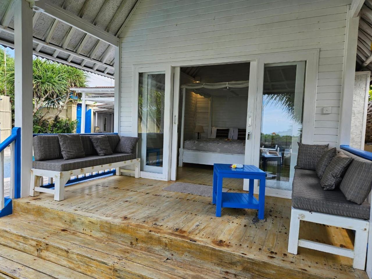 Villa Waru Lembongan Exteriör bild