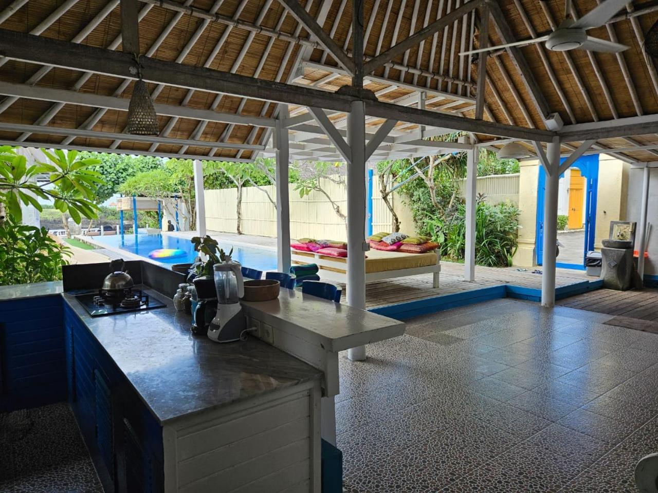 Villa Waru Lembongan Exteriör bild