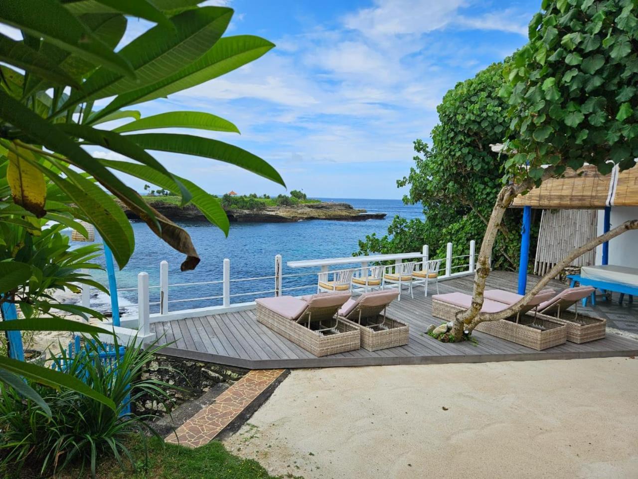 Villa Waru Lembongan Exteriör bild