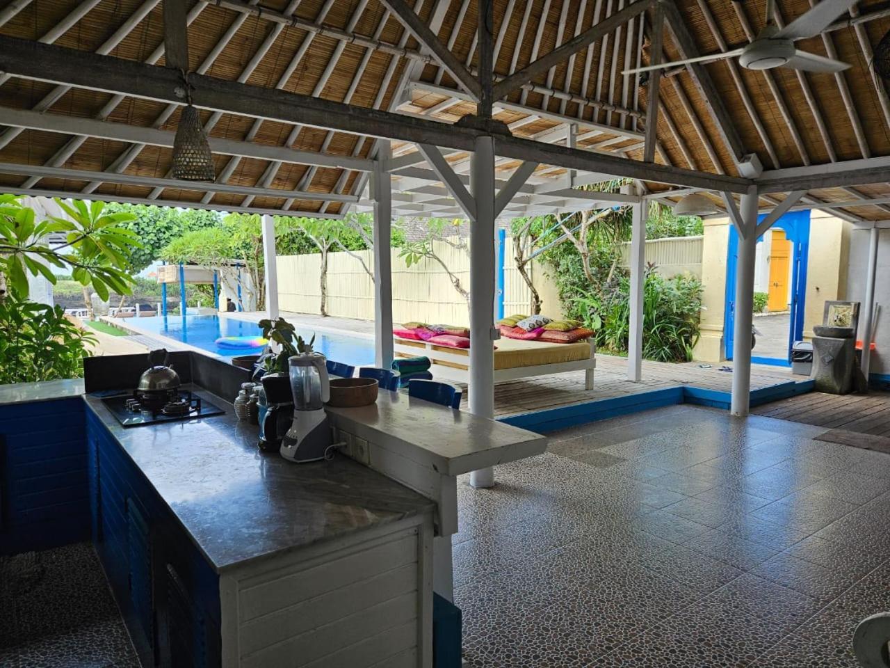 Villa Waru Lembongan Exteriör bild