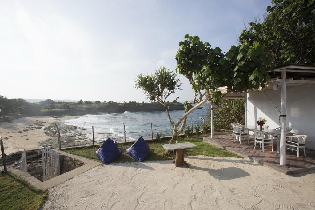 Villa Waru Lembongan Exteriör bild