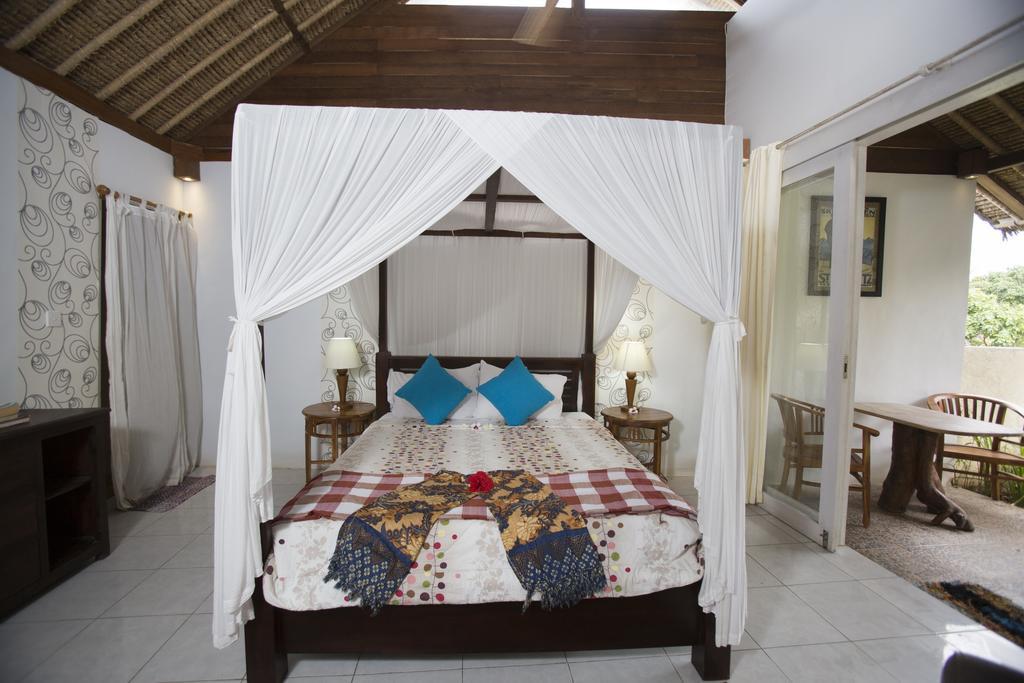 Villa Waru Lembongan Exteriör bild