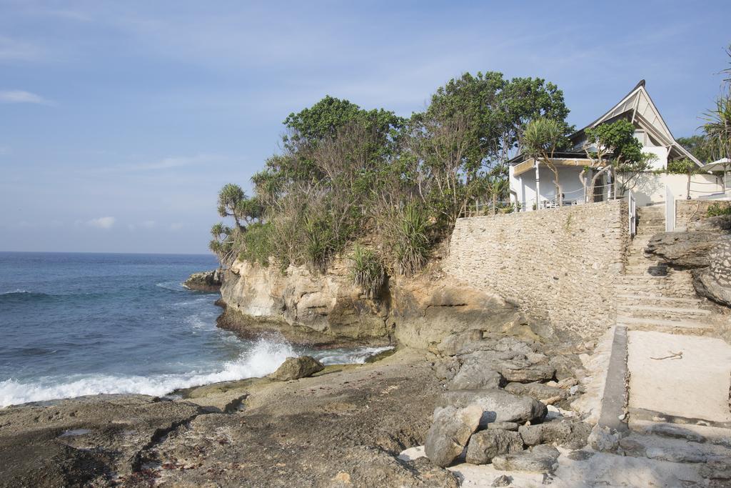 Villa Waru Lembongan Exteriör bild
