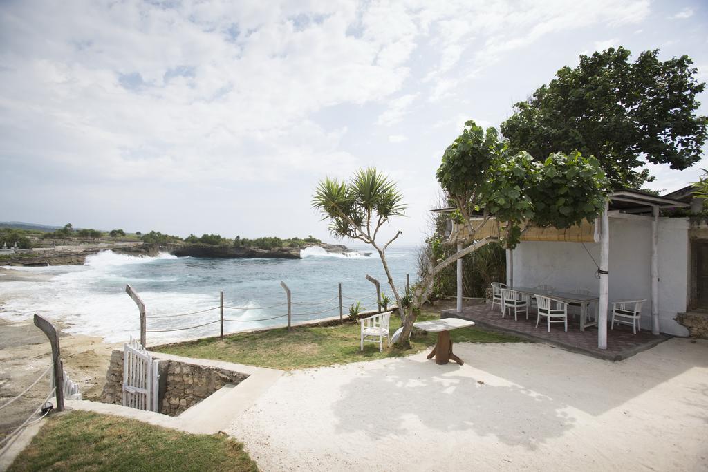 Villa Waru Lembongan Exteriör bild